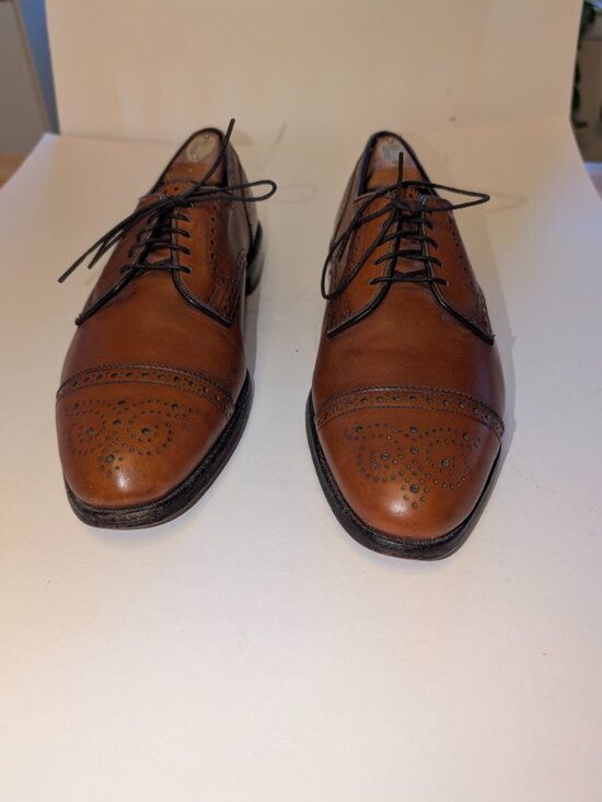 Allen Edmonds \